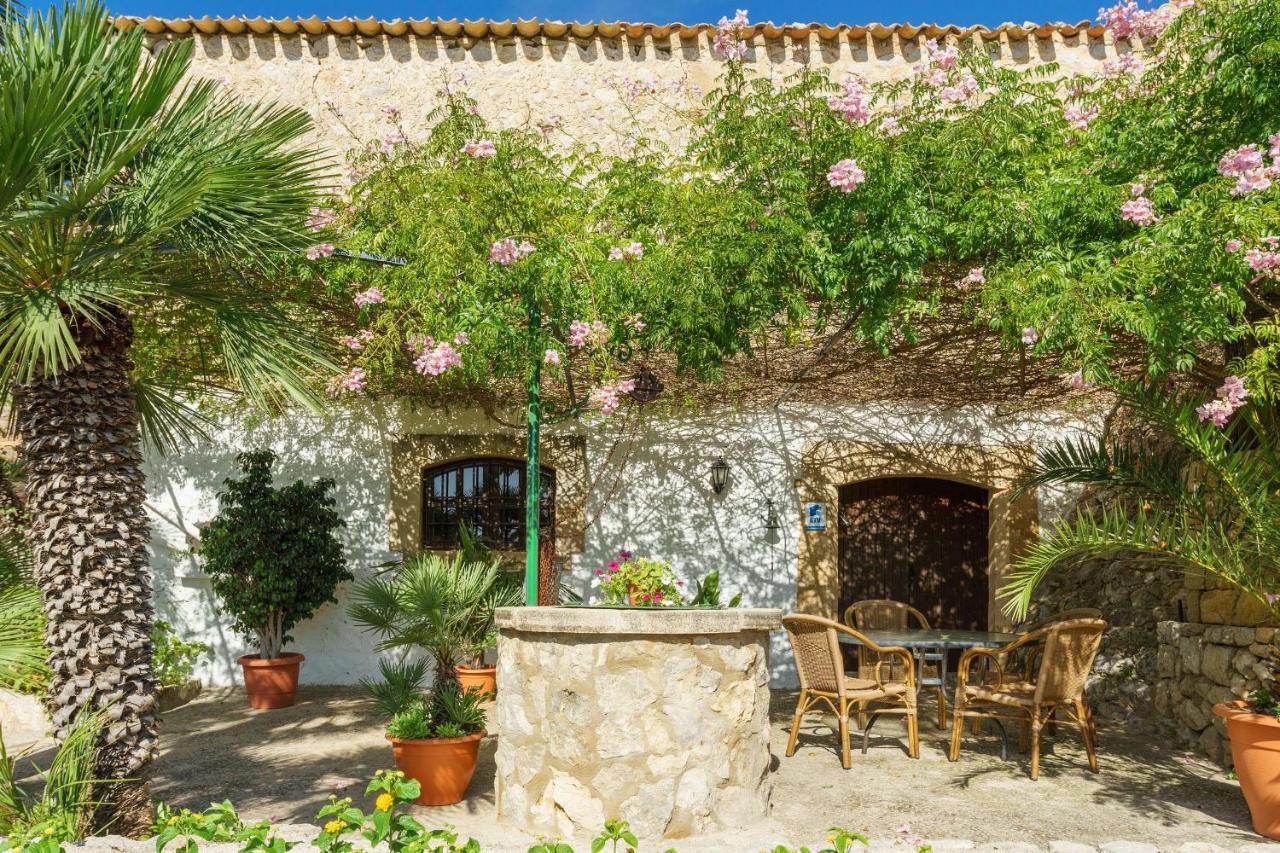 Villa Piedra Port de Pollença Ngoại thất bức ảnh